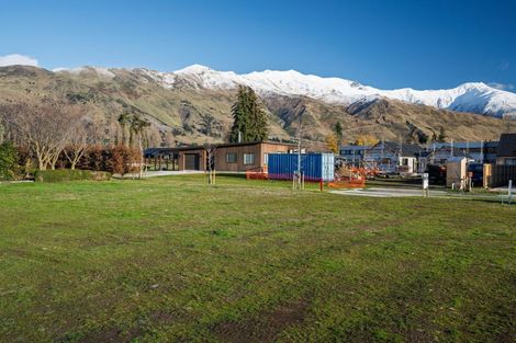 Photo of property in 3 Raspberry Close, Wanaka, 9382