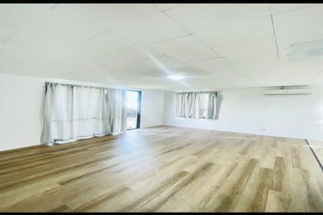 Photo of property in 34 Heathdale Crescent, Papakura, 2110