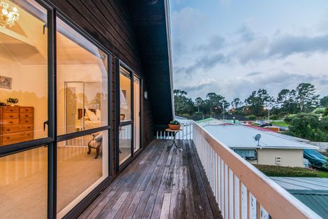 Photo of property in 217 Portage Road, Green Bay, Auckland, 0604