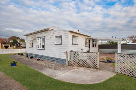 Photo of property in 4 Hillary Street, Foxton, 4814