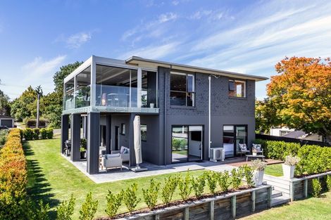 Photo of property in 5 Otupai Street, Two Mile Bay, Taupo, 3330
