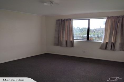 Photo of property in 67 Sunvue Road, Glen Eden, Auckland, 0602