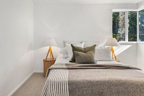 Photo of property in 1 Overdale Drive, Cashmere, Christchurch, 8022