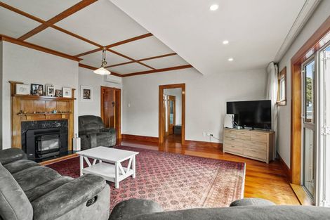 Photo of property in 14 Mclean Street, Strandon, New Plymouth, 4312