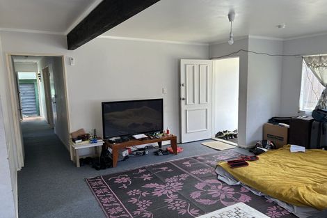 Photo of property in 1/59 Archibald Road, Kelston, Auckland, 0602