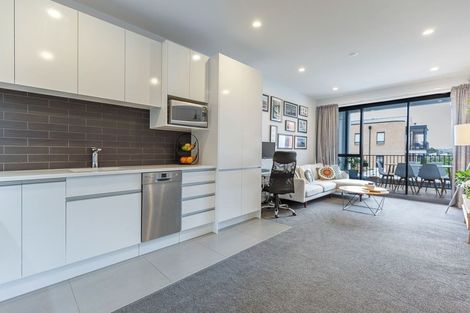 Photo of property in 113/81 Mapou Road, Hobsonville, Auckland, 0616