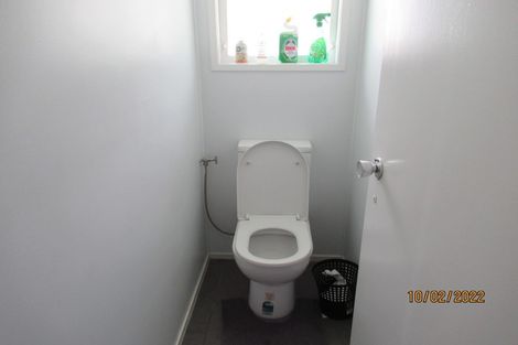 Photo of property in 25 Glenbervie Crescent, Massey, Auckland, 0614