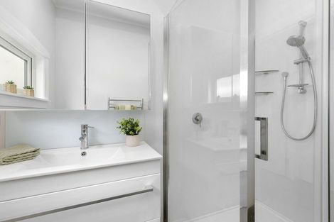 Photo of property in 10 Byron Street, Petone, Lower Hutt, 5012