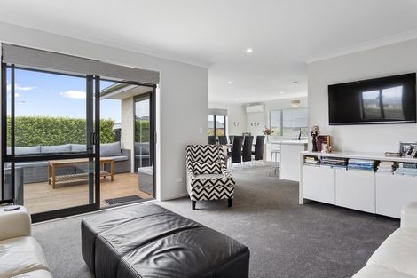 Photo of property in 13 Claremont Crescent, Amberley, 7410