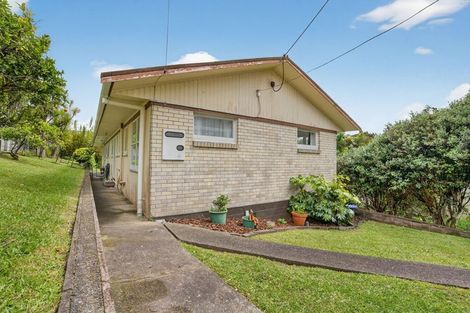Photo of property in 1/7 Dakota Avenue, Beach Haven, Auckland, 0626