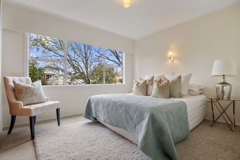 Photo of property in 8/118 Vauxhall Road, Narrow Neck, Auckland, 0624