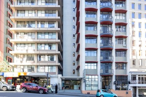 Photo of property in Terrace Garden Apartments, 8a/120 The Terrace, Wellington Central, Wellington, 6011