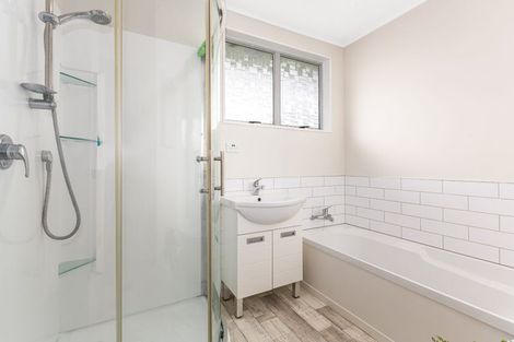 Photo of property in 27 Staithes Drive North, Whitby, Porirua, 5024