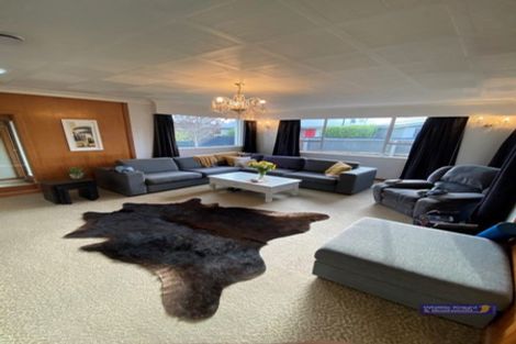 Photo of property in 32 Harrowdale Drive, Avonhead, Christchurch, 8042