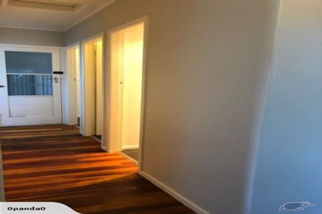 Photo of property in 147 Ruskin Road, Newlands, Wellington, 6037