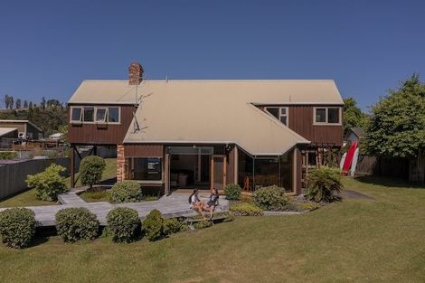 Photo of property in 203 Moana Anu Anu Avenue, Whangamata, 3620