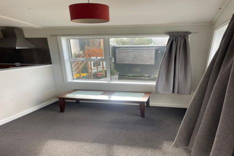 Photo of property in 1a Birkenhead Avenue, Birkenhead, Auckland, 0626