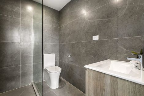 Photo of property in 2/19 Windlass Street, Long Bay, Auckland, 0630