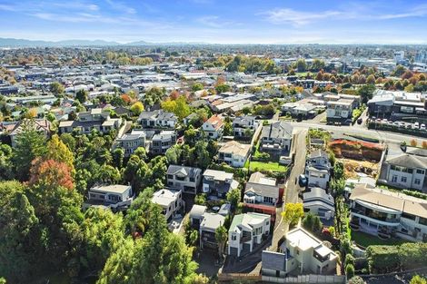 Photo of property in 112h Lake Road, Frankton, Hamilton, 3204