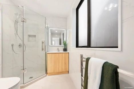 Photo of property in 106b Taikata Road, Te Atatu Peninsula, Auckland, 0610