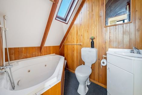 Photo of property in 34 Centennial Avenue, Riccarton, Christchurch, 8041