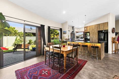 Photo of property in 9 Chelsea Drive, Taradale, Napier, 4112