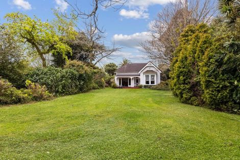 Photo of property in 1097 Junction Road, Egmont Village, New Plymouth, 4372