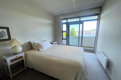 Photo of property in Beauport Apartments, 30u2 The Crescent, Roseneath, Wellington, 6011