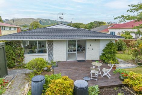 Photo of property in 49b Ngaio Road, Waikanae, 5036