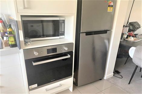 Photo of property in 15/2u Stone Street, Miramar, Wellington, 6022