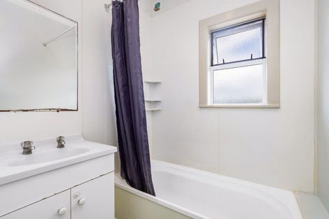 Photo of property in 70 Cartwright Road, Onerahi, Whangarei, 0110