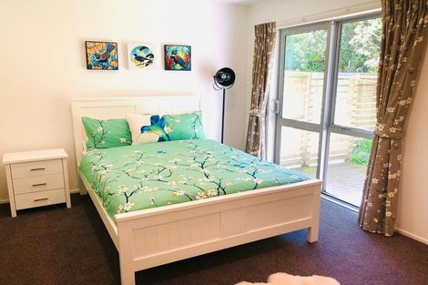 Photo of property in 49 Saddleback Grove, Karori, Wellington, 6012