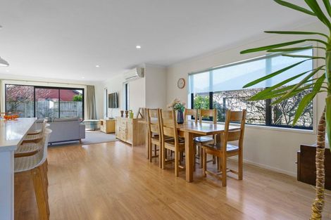 Photo of property in 24 Lilac Close, Cambridge, 3434