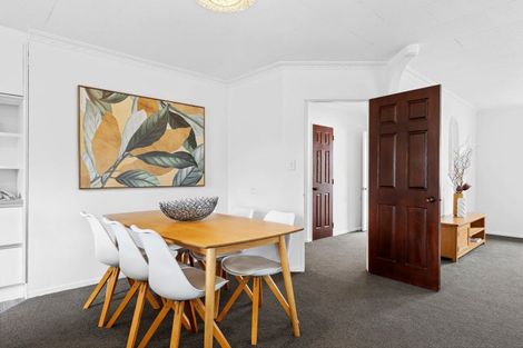 Photo of property in 28 Taylor Street, Cambridge, 3434