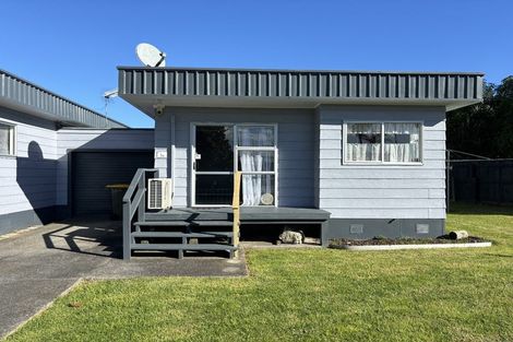 Photo of property in 1b Magnolia Drive, Waiuku, 2123
