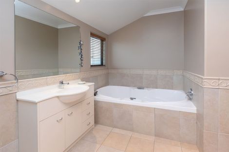 Photo of property in 6 Primrose Hill Lane, Casebrook, Christchurch, 8051