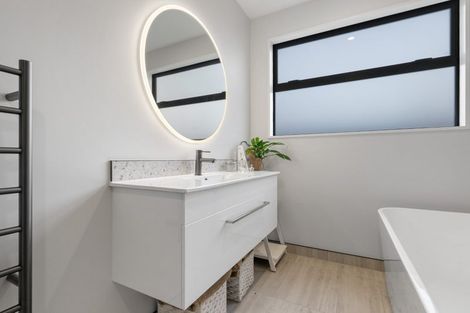 Photo of property in 22 Elsie Lange Way, Casebrook, Christchurch, 8051