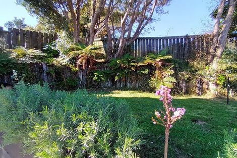 Photo of property in 8 Timaru Grove, Kelson, Lower Hutt, 5010