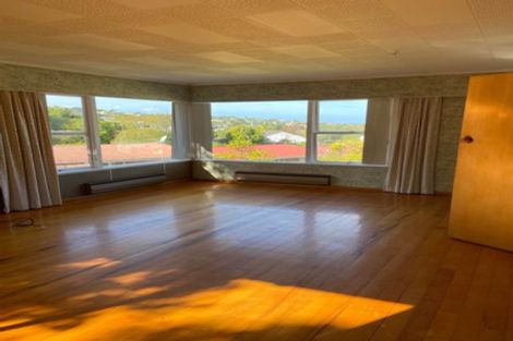 Photo of property in 21 Montana Avenue, Murrays Bay, Auckland, 0630