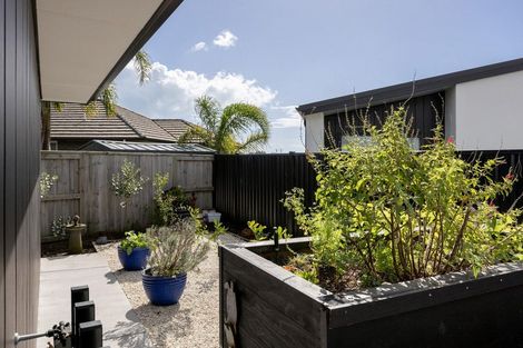 Photo of property in 22 Rehua Way, Papamoa, 3118
