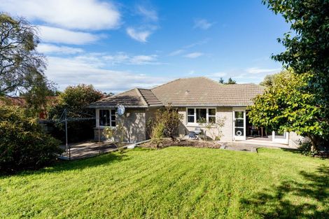 Photo of property in 11 Pioneer Crescent, Helensburgh, Dunedin, 9010