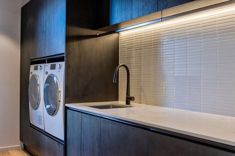 Photo of property in 16 Mccaw Mews, Wanaka, 9305