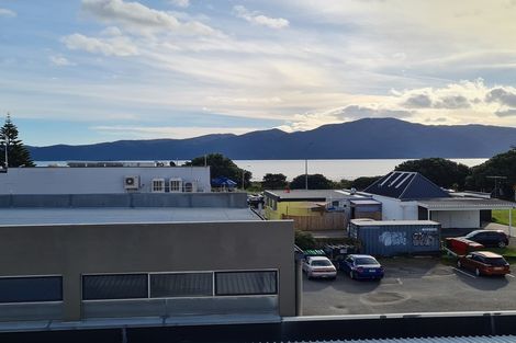 Photo of property in 2b/25 Maclean Street, Paraparaumu Beach, Paraparaumu, 5032