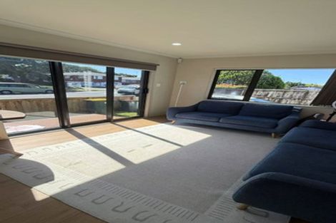 Photo of property in 89a Cascades Road, Pakuranga Heights, Auckland, 2010
