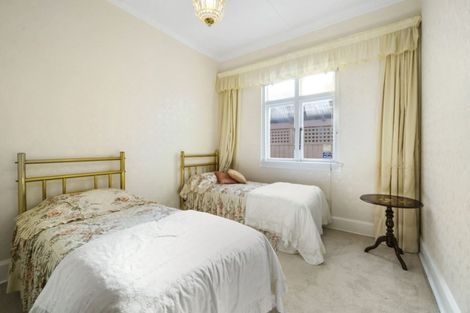 Photo of property in 303 The Parade, Island Bay, Wellington, 6023
