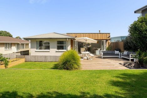 Photo of property in 11 Lee Street, Mount Maunganui, 3116