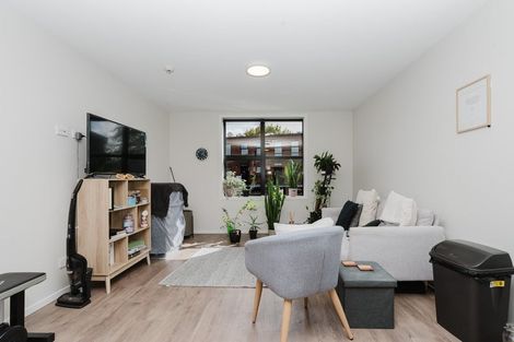 Photo of property in 104/4 Village Quarter Lane, Frankton, Hamilton, 3204
