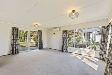 Photo of property in 9 Tawa Street, Inglewood, 4330