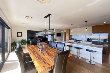 Photo of property in 32 Orford Drive, Jacks Point, Queenstown, 9371