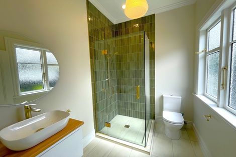 Photo of property in 95b Waikawa Road, Picton, 7220